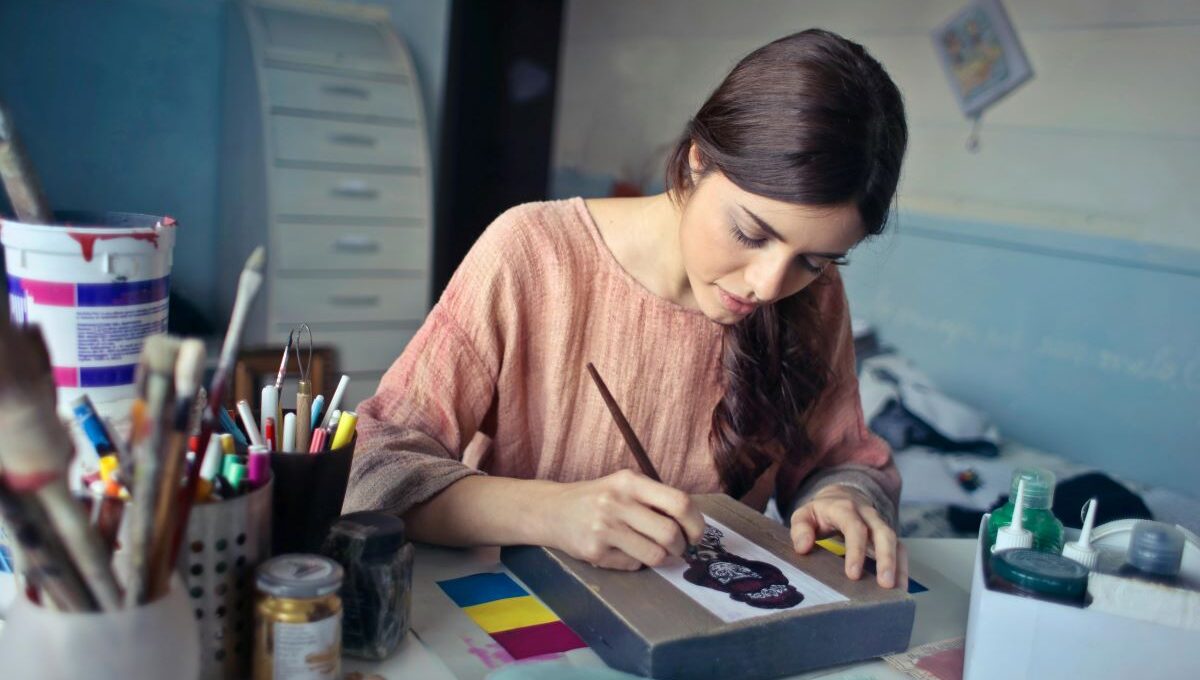 A young painter in her studio